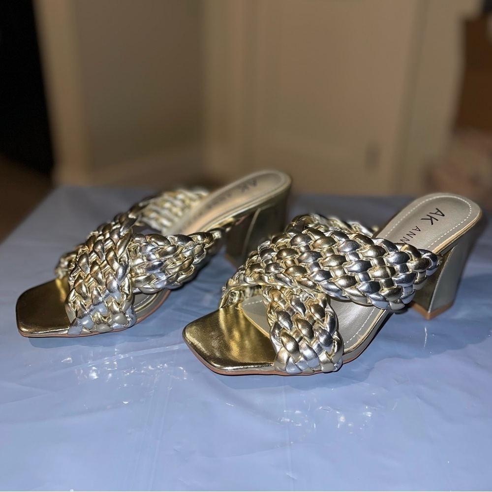 NWT Anne Klein Misty Crisscross Open-toe Sandal, Silver & Gold metallic , Sz. 6M - Picture 2 of 9